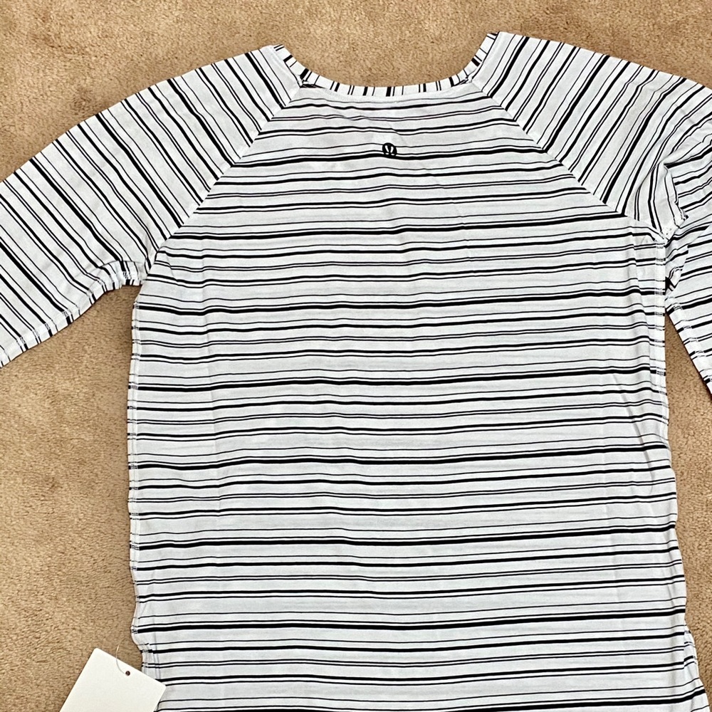 Lululemon Striped Emerald Long Sleeve - Picture 5 of 9